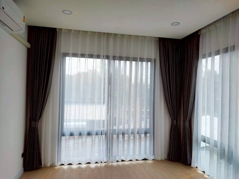 รับออกแบบผ้าม่านสวยๆนนทบุรี